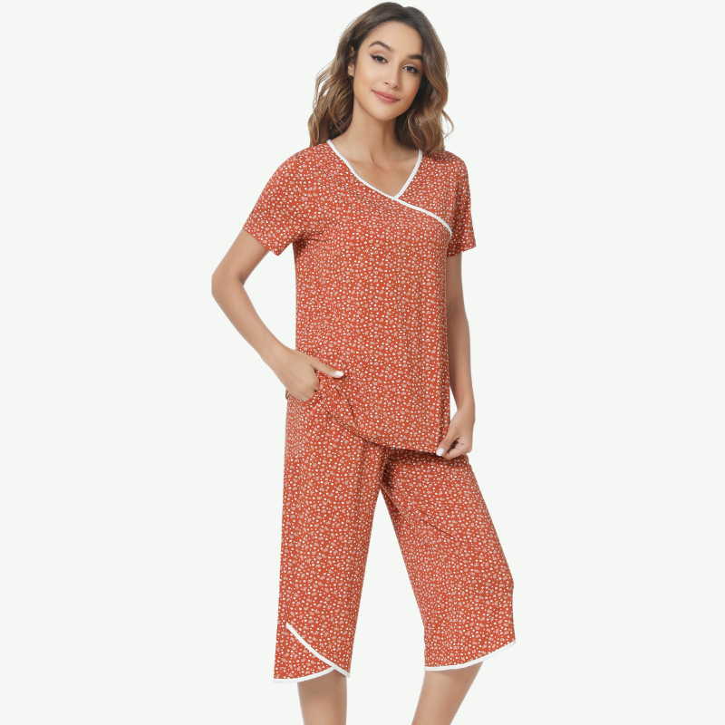 Floral Printed Women Capri Pajama Set in Bulk-81129625