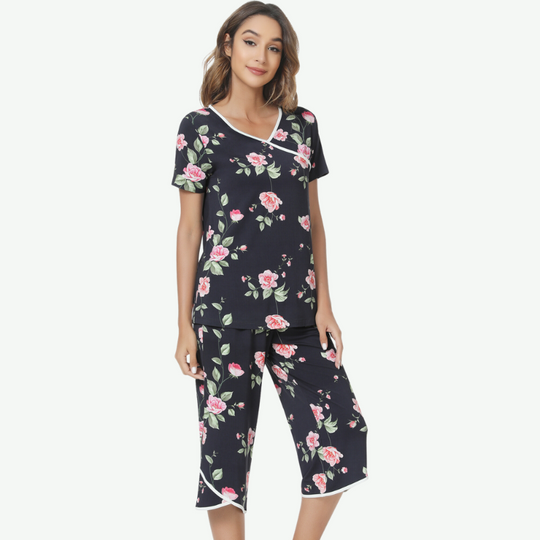 Floral Printed Women Capri Pajama Set in Bulk-81129625